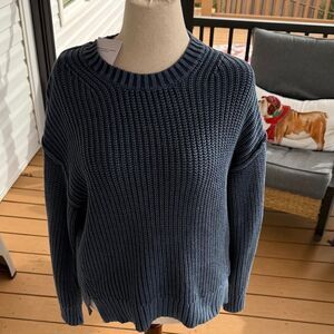 AMERICAN EAGLE SWEATER NWT